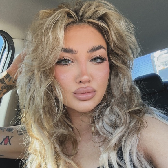 Meet your Posher, Morgan - Picture 1 of 1